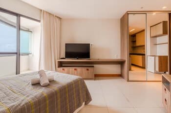 CA01 Flat 500m from Salvador Shopping