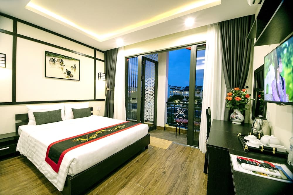 Hoi An Riverland Villa