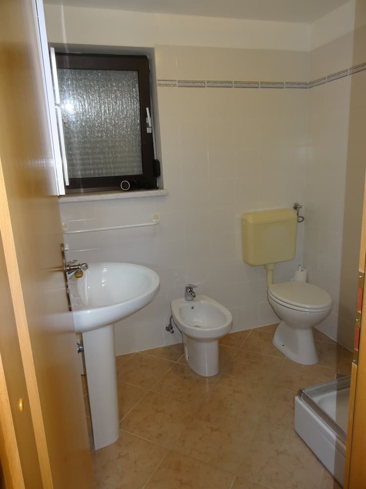 Ilsad Apartments - Apartment With Pool 80 Meters From sea - Great Location