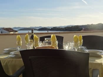 Ilsad Apartments Apartment With Pool 80 Meters From sea Sea View From Balcony