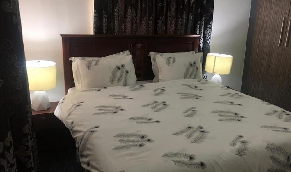 St Georgess Height-room With Balcony