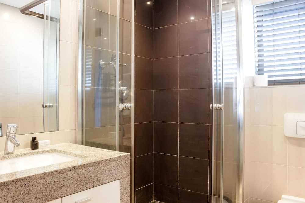 De Waterkant Studio Apartment - Fully Furnished and Equipped