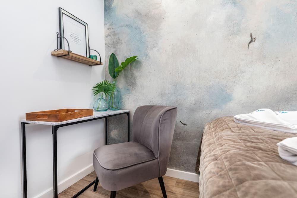 City View Apartment by Renters