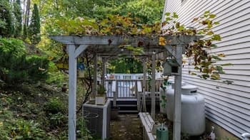 High Street Hideaway