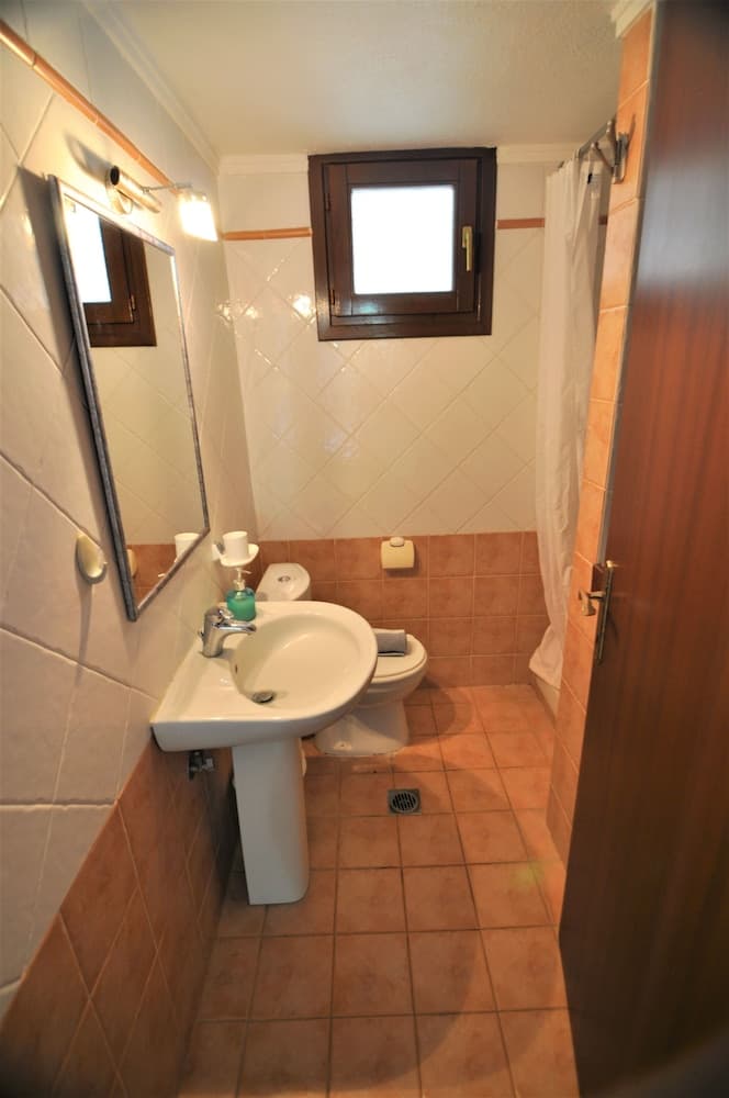 Zennova 23 - Nikiti Family Green Nest