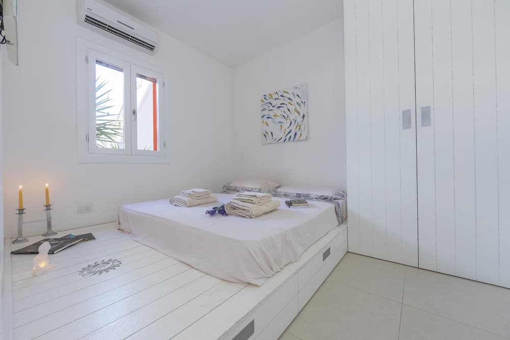 The Orange 22 Sweet Home