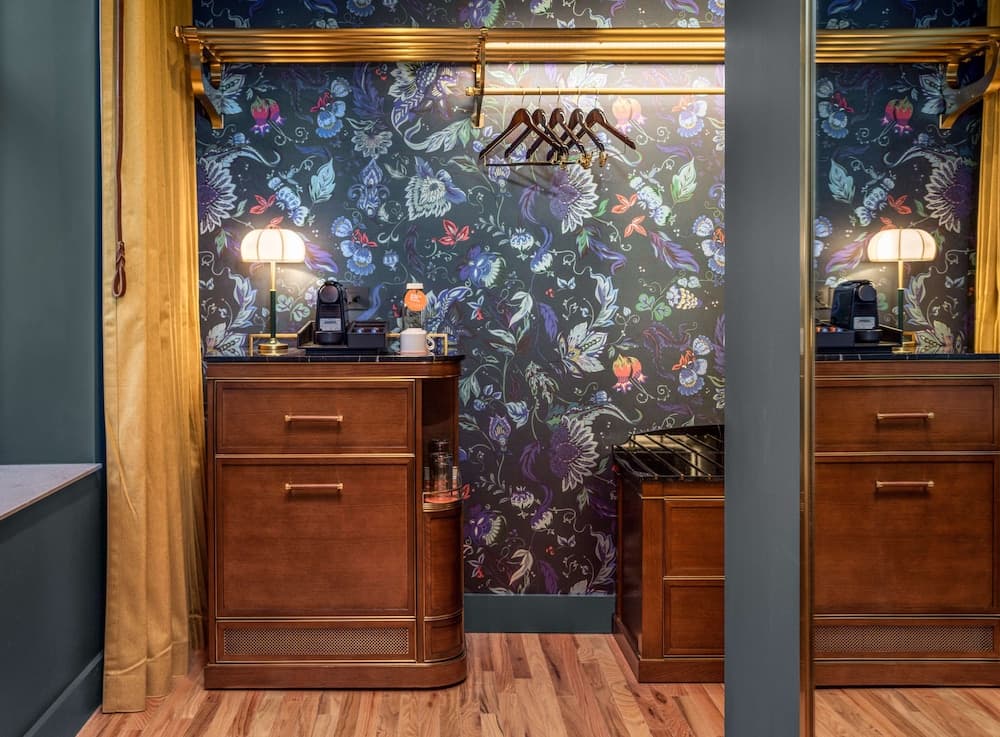 Canopy by Hilton Chicago Central Loop