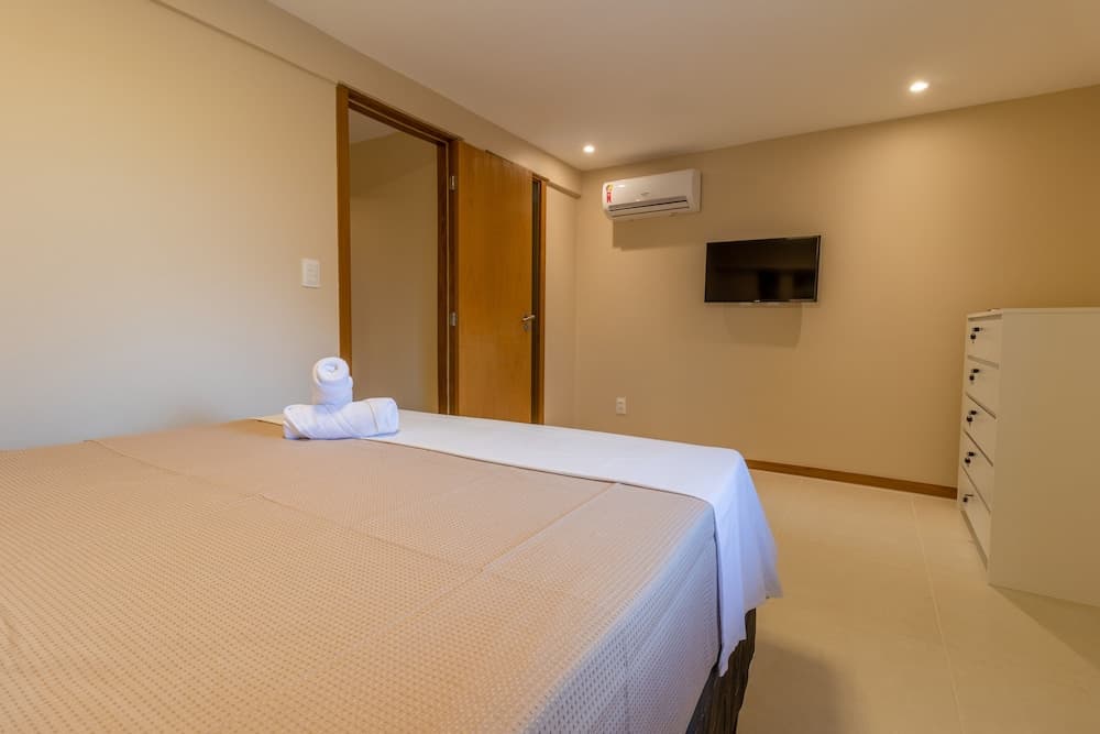 IT20 - Triplex 4 Suítes a 100m da Praia