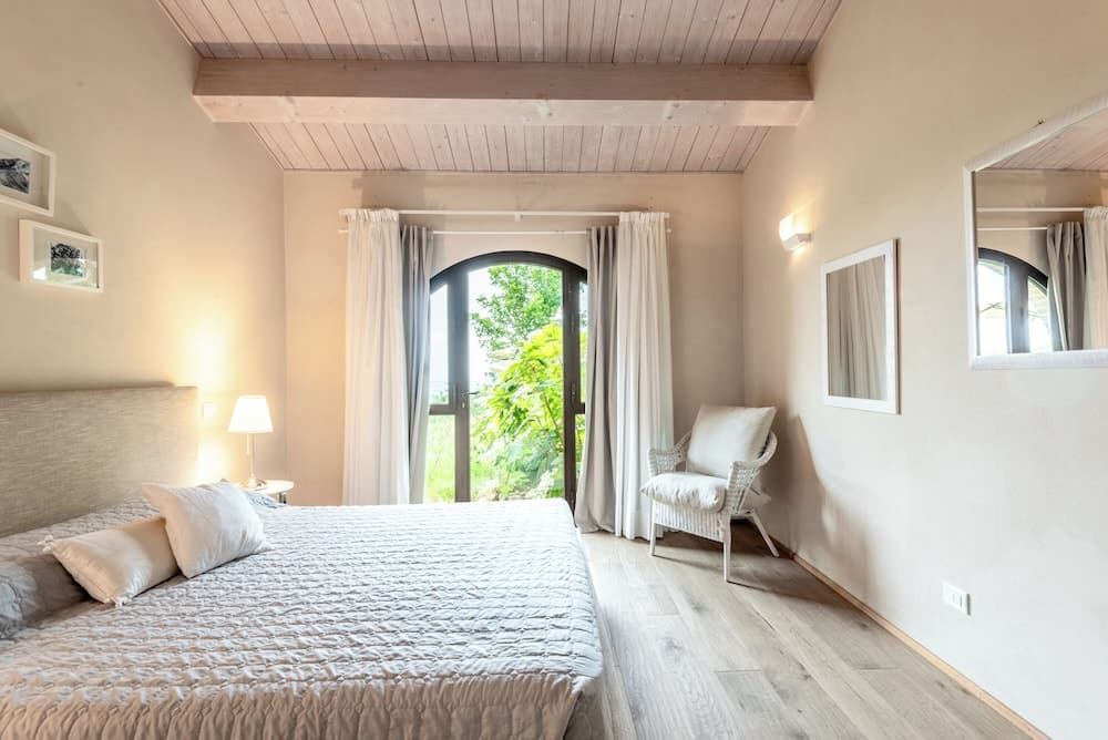 Villa Aquila on two Floors - Cignella Resort Tuscany