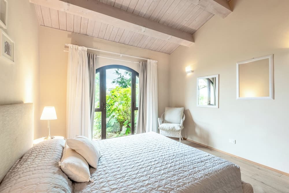 Villa Aquila on two Floors - Cignella Resort Tuscany