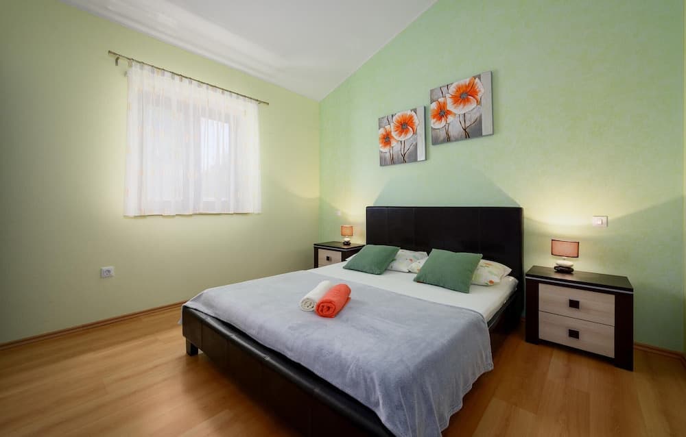 Nice Home in Kmacici With Outdoor Swimming Pool, Wifi and 3 Bedrooms