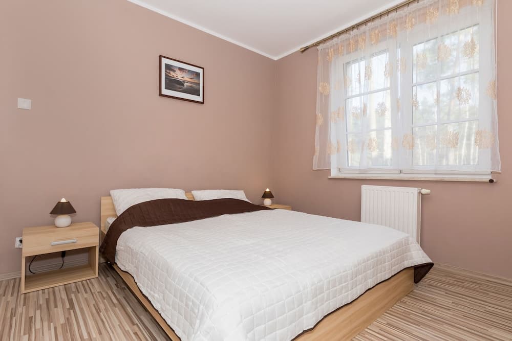 Villa Park Apartments by Renters