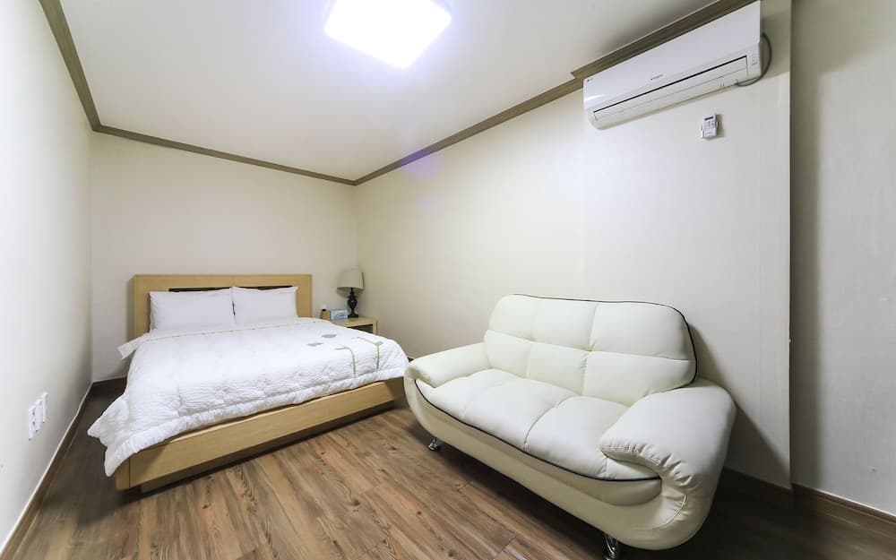 Geojedo Okpo Geoje Business