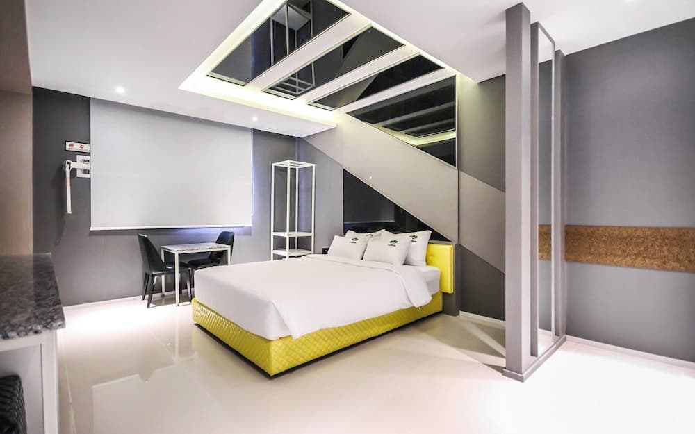 Yeongdeok Gangguhang Cloud Hotel