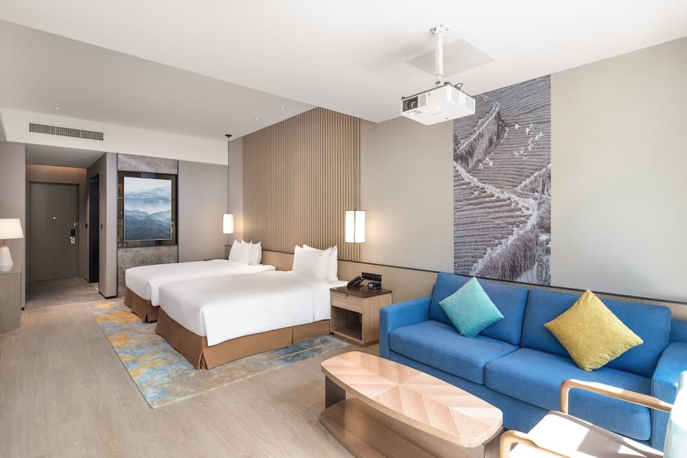 Holiday Inn Resort Mengding Mountain by IHG