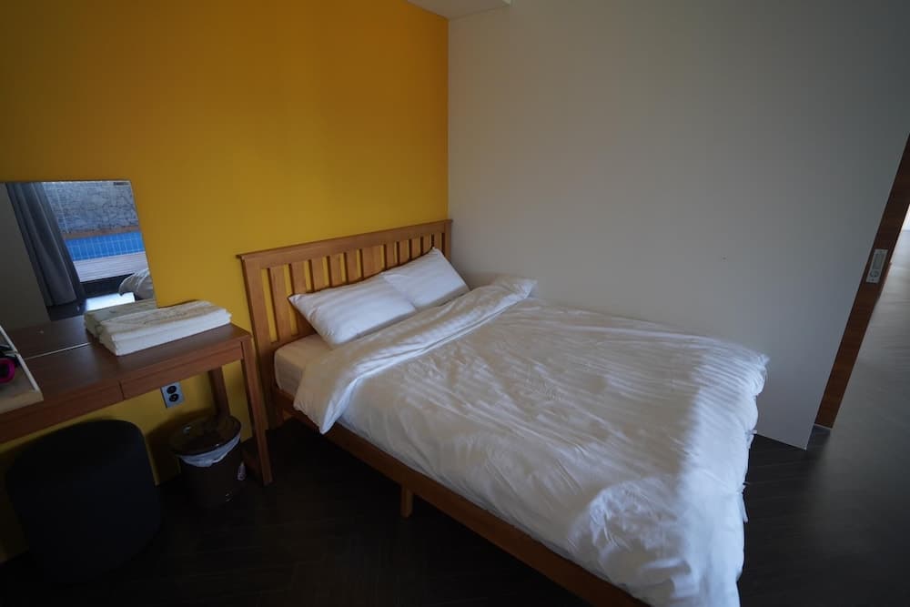 Jeju Blancde Aewol Pension