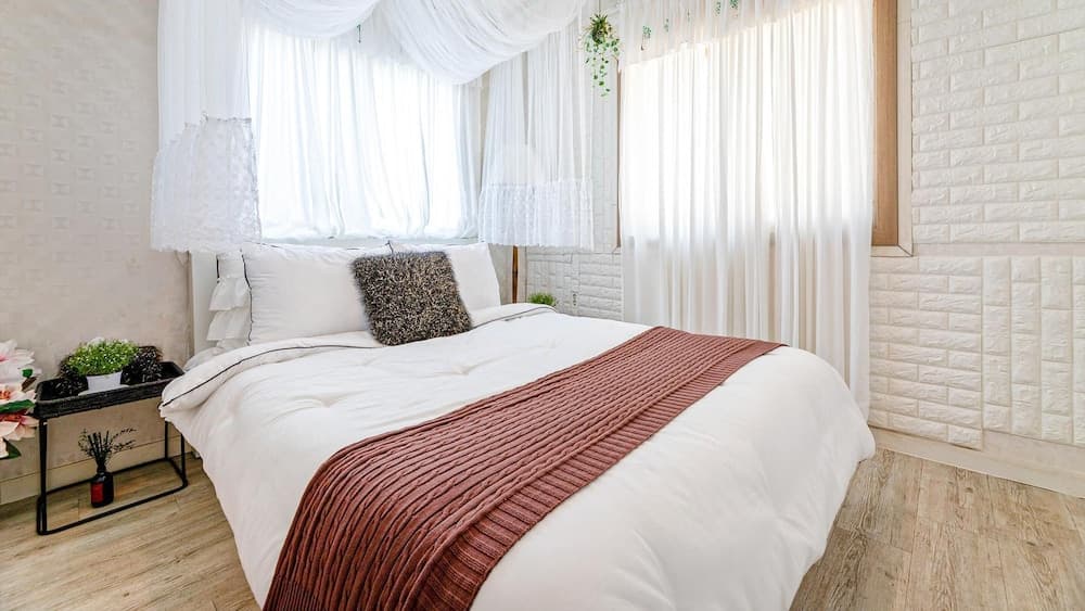 Jeju Kkothyanggi Badasori Pension