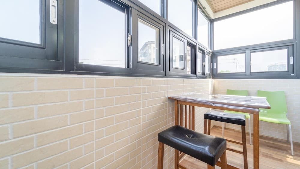 Jeju Tunanghouse Pension