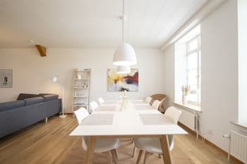 Exclusive 2 Bedroom Apartment