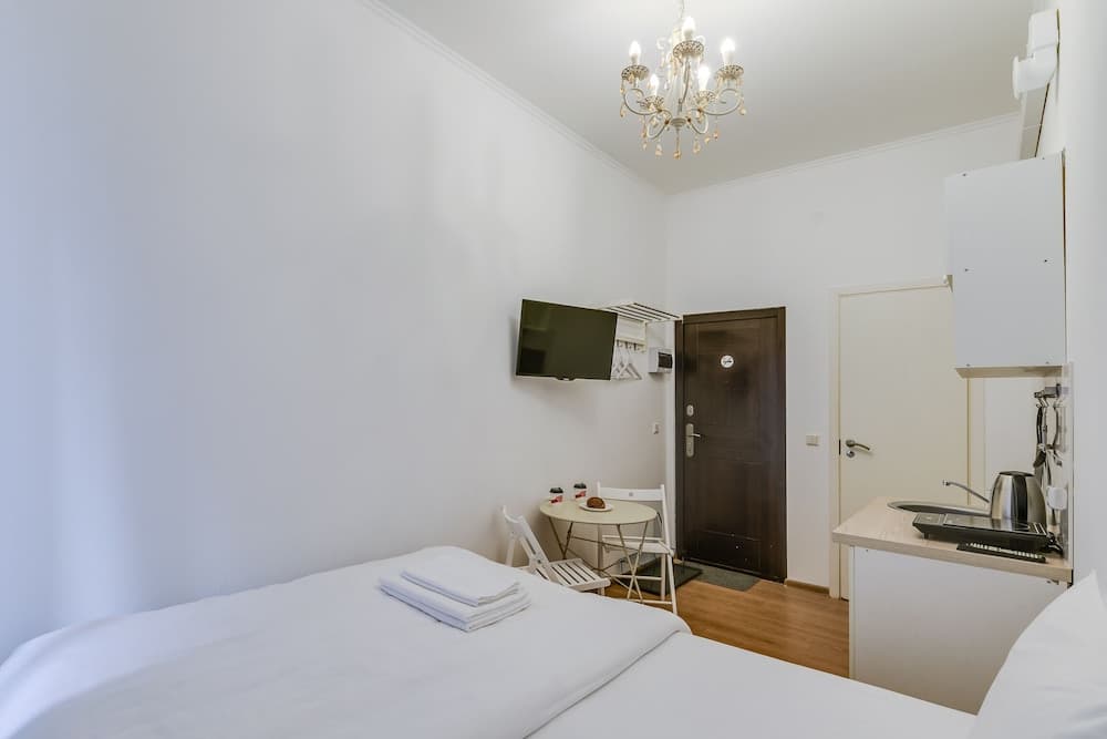 Travelto Poltavskaya 5