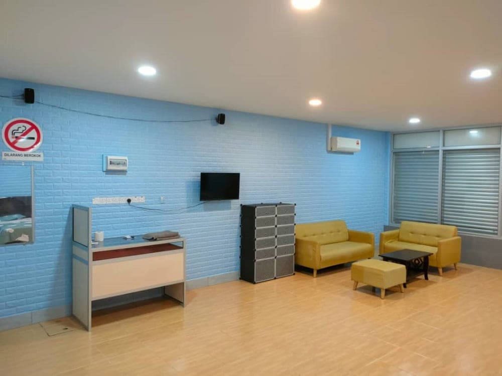 OYO 90275 Meow Homestay