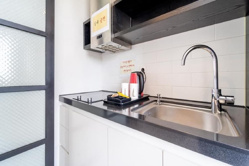 Jeju Seuwiseumaeul 215&216dong