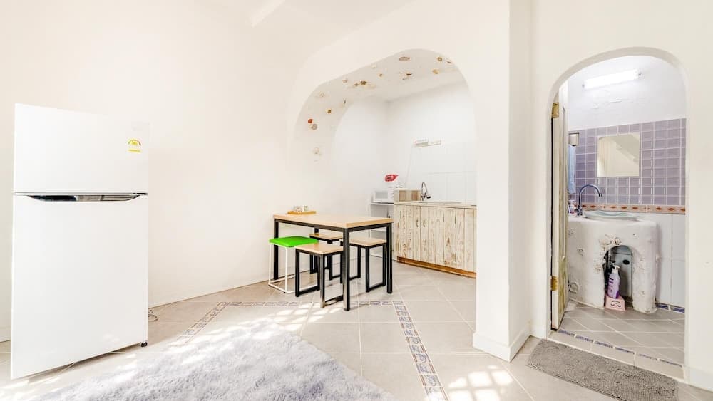 Ganghwa Yasaenghwacafe Pension