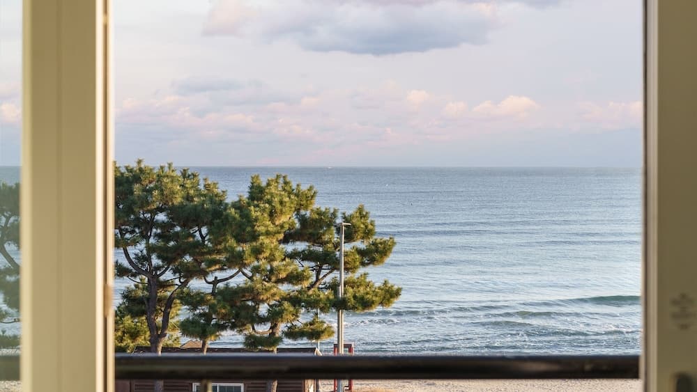 Yangyang Haettuneonchangmoon Pension