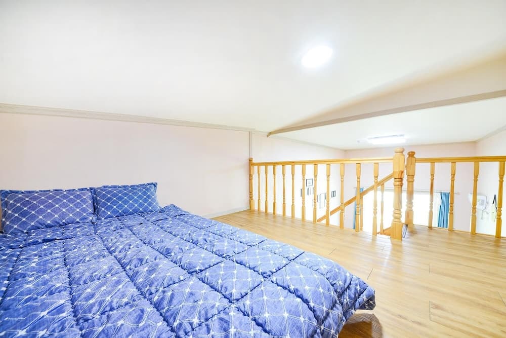 Gyeongju Oceanville Pension