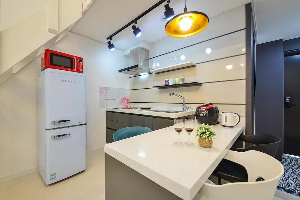 Yeosu Tivoli Pension