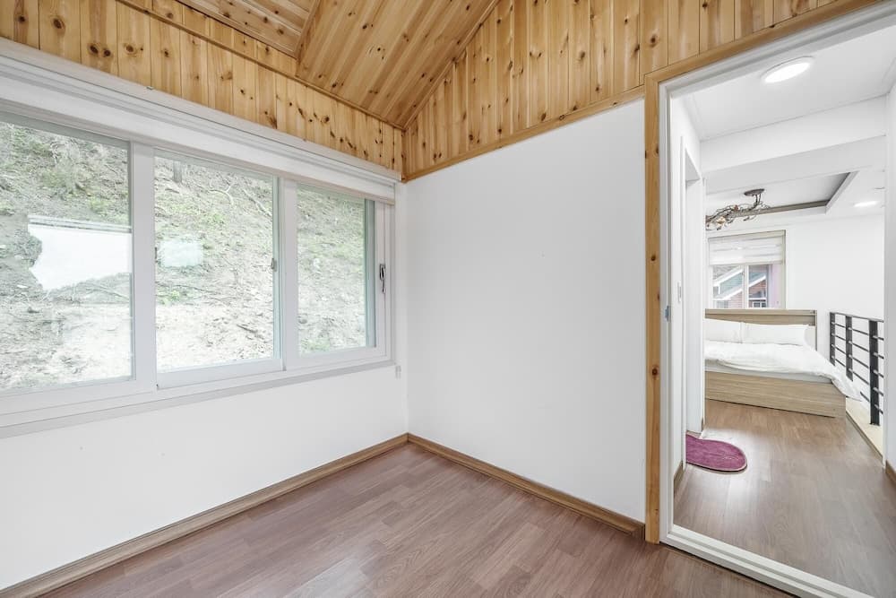 Donghae Mangsang Papa Pension