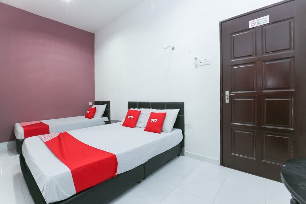 OYO 90274 Wadi Isfa Inn