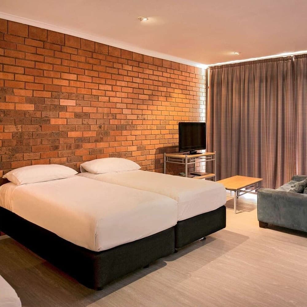 Contour Hotel Katherine