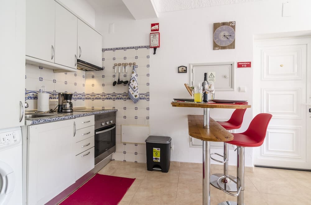 Lighthouse Flat Close to the Beach