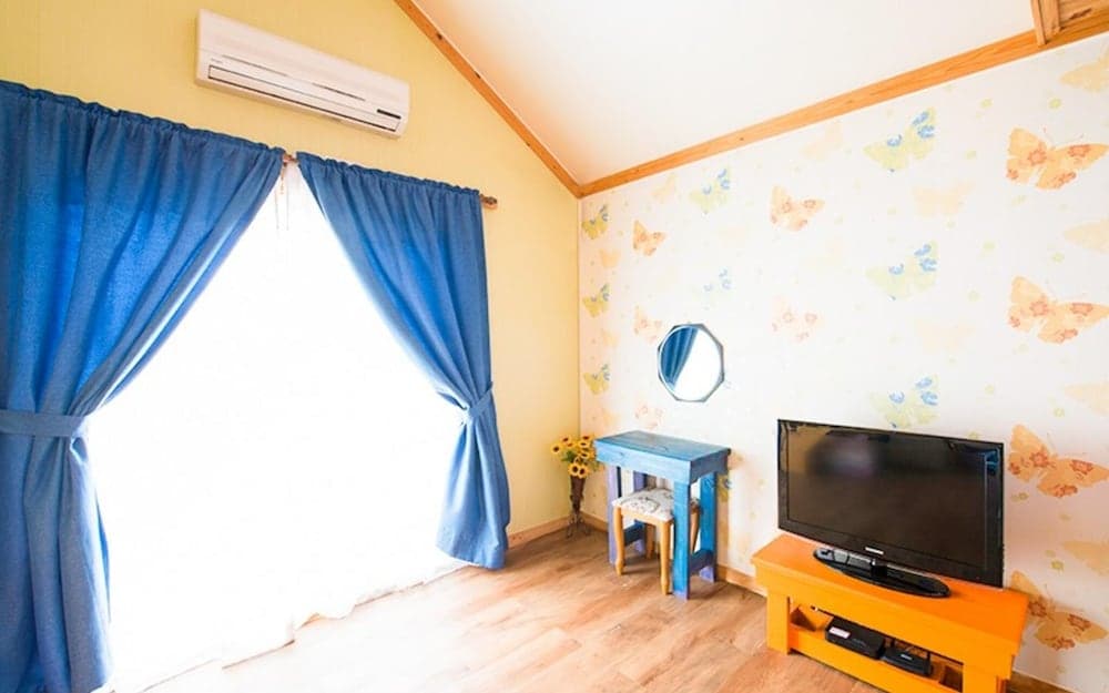 Gangneung Gyeongpo Awoolim Pension