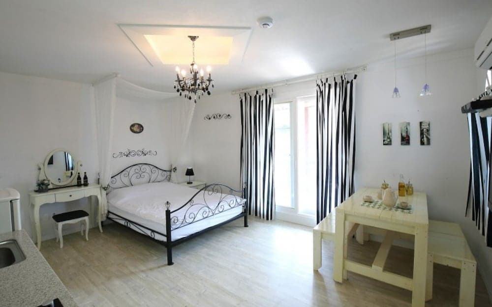 Gyeongju Hosu Pension