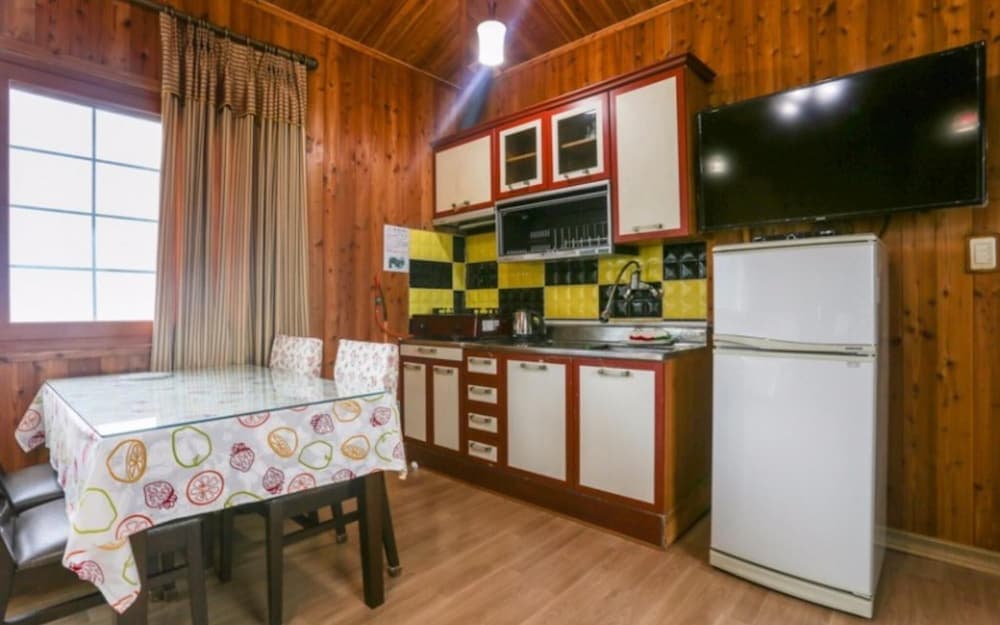 Gangneung Jeongdongjin Billions Pension