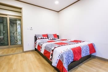 Hadong Sopungbang Pension