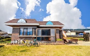 Damyang Chinguwa Doldamgil Pension