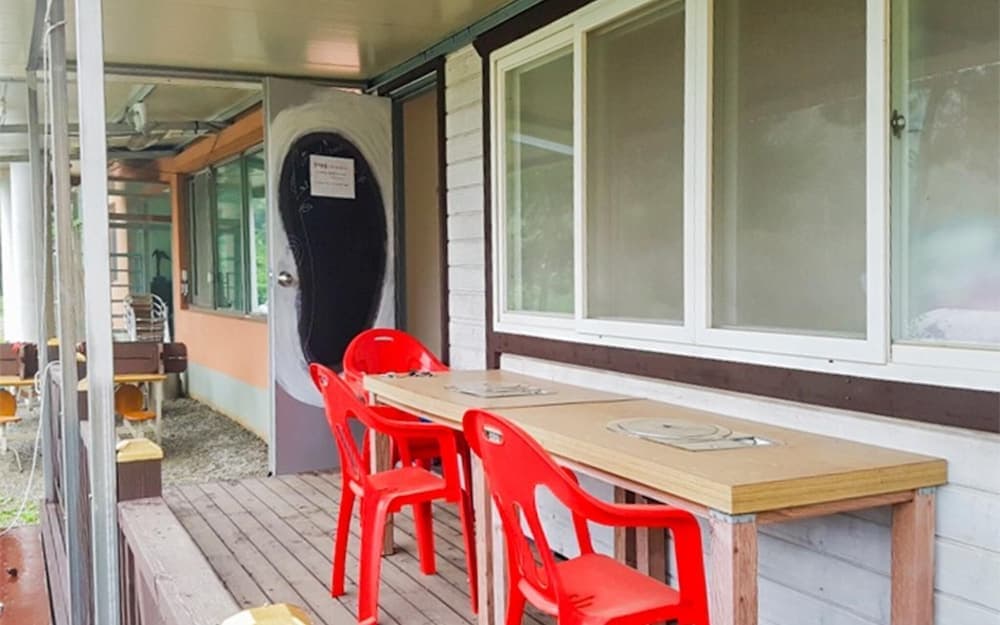 Gwangyang Sandalbaengi Pension