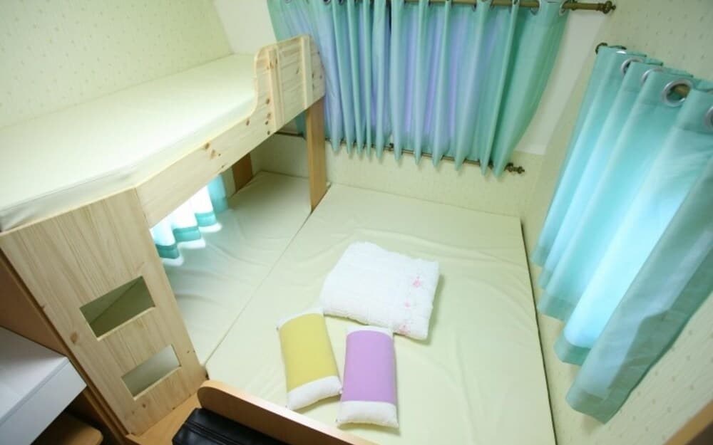 Gapyeong Kalbongsan Caravan Pension