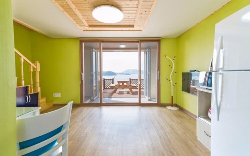 Yeosu The Sea of Counting Stars Pension