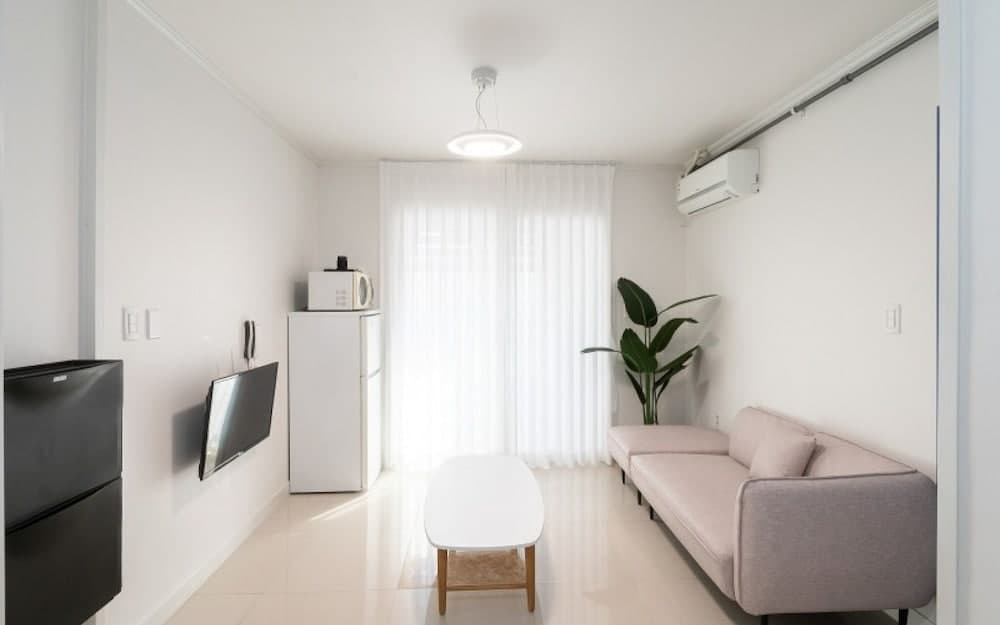 Jeonju Gilgeonneo Hanokmaeul Pension