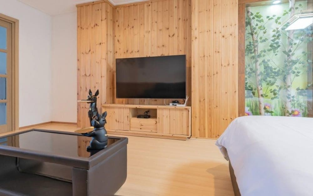 Taean Sunstone Pool Villa