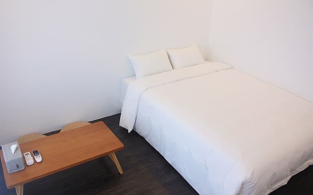 Jeju Hyeopjae Seojjok Guest House