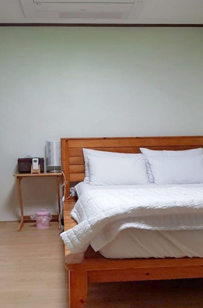 Jeju Turnang House Pension