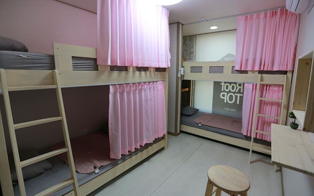 Woljeong Rooftop Guesthouse