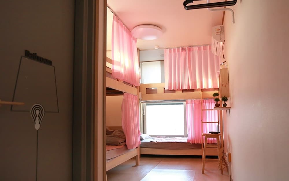 Woljeong Rooftop Guesthouse