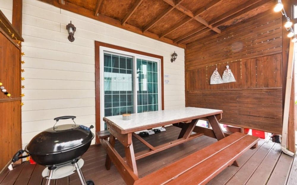 Geojedo Iris Pension