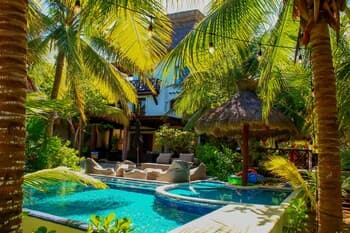 Delos Luxury 9 Bedroom near Chicxulub